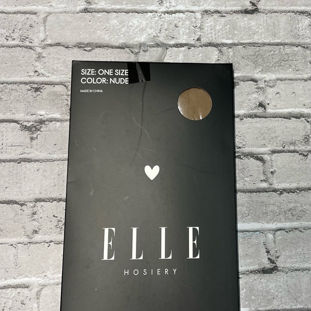 Elle Hosiery in Nude